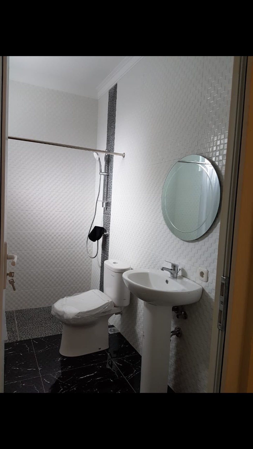 Rumah Baru, Murah dan Siap Huni di Cluster Bintaro Sektor 9