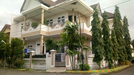 Rumah Rungkut Barata Surabaya