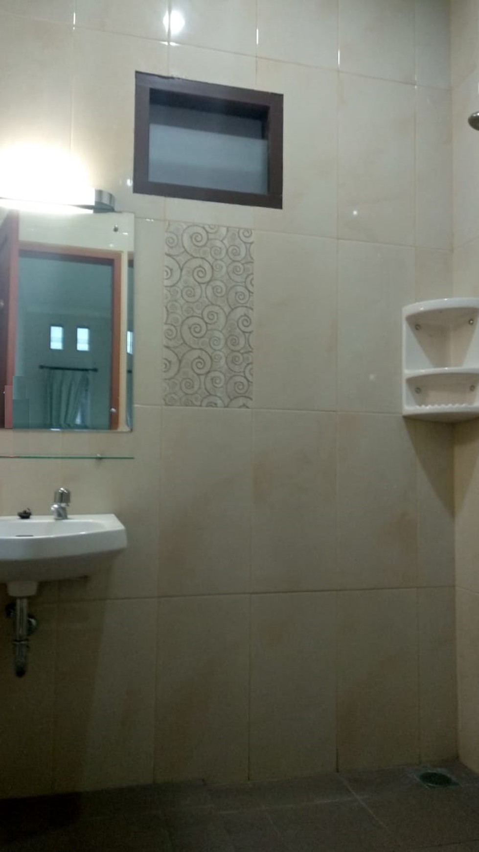 Rumah Lux  di daerah bintaro sektor 9