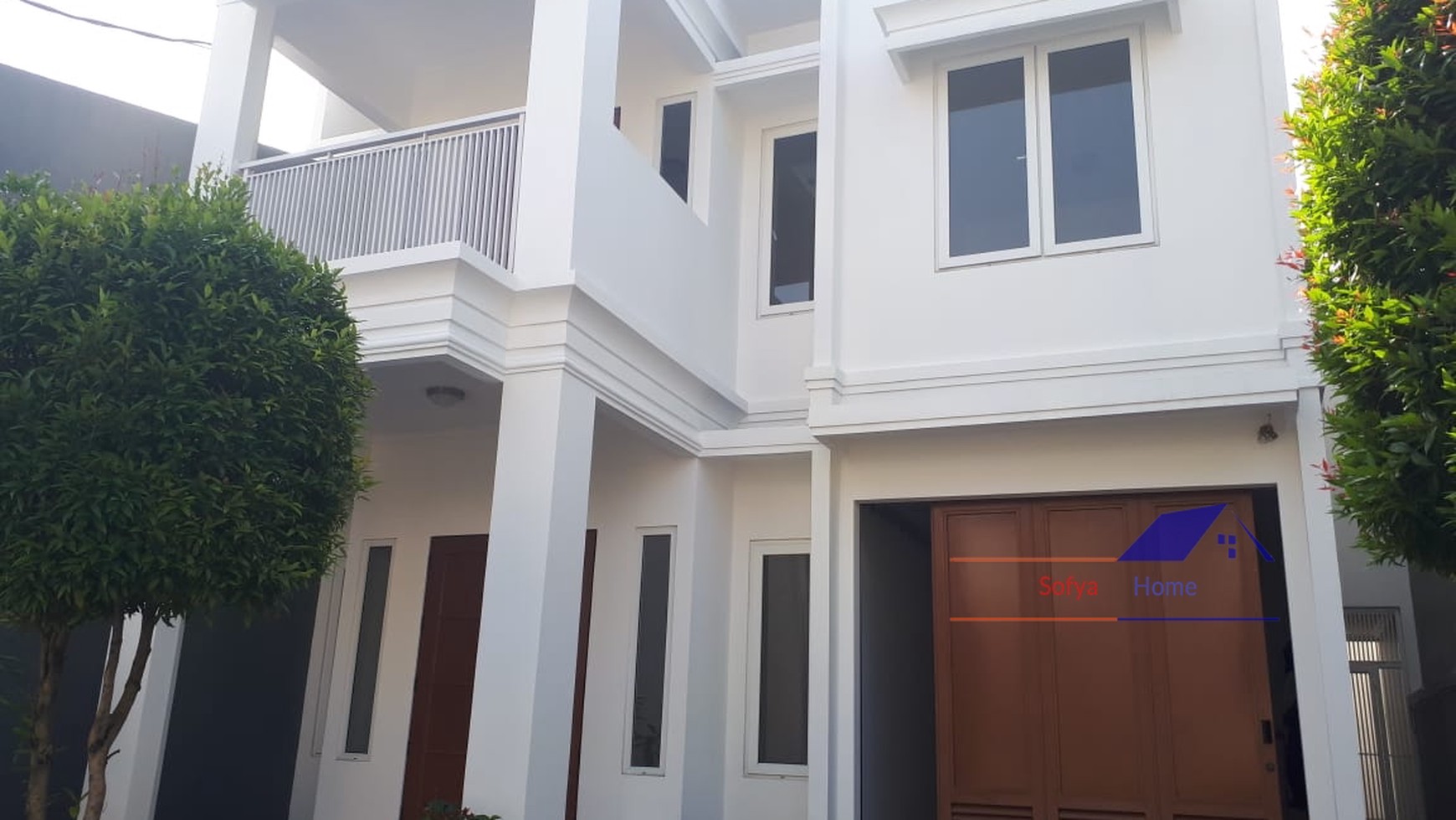 Rumah Modern Minimalis Strategis di Ciganjur