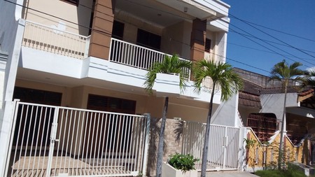 Rumah jalan sutorejo selatan Surabaya