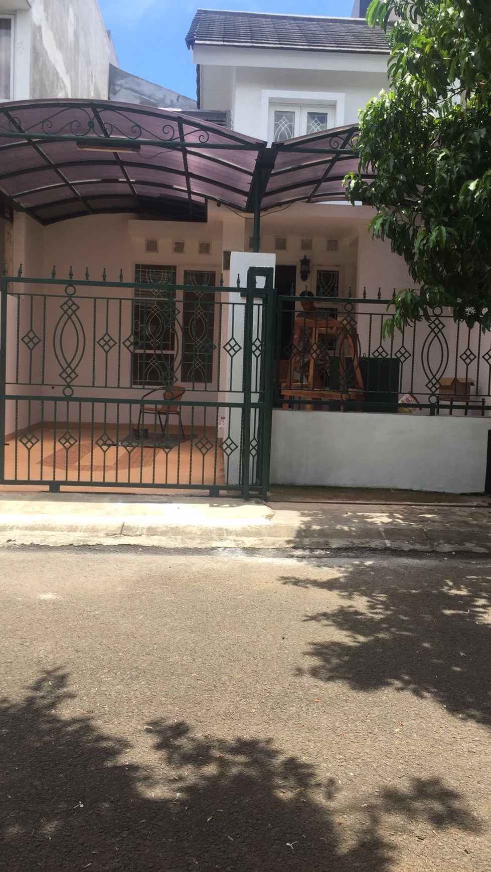 Rumah siap huni di Bintaro Jaya sektor 9