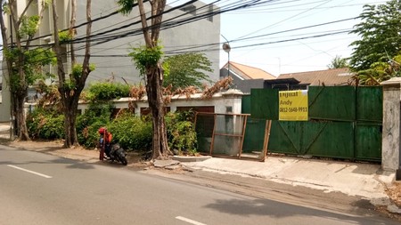 Tanah nol jalan raya Dukuh kupang barat