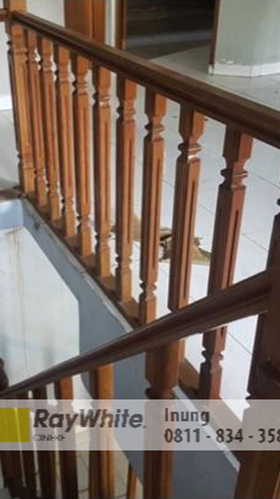 Rumah Terawat Sederhana di Ghara Cinere