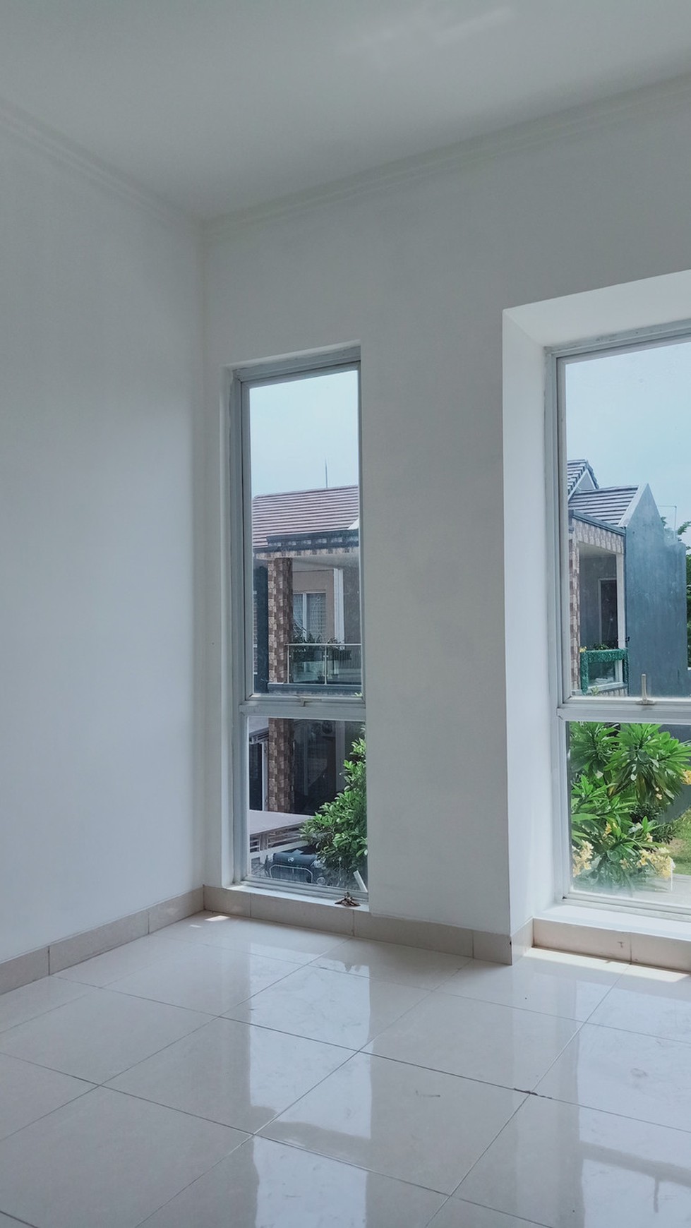 Rumah Brand New Minimalis Dalam Cluster Di Pondok Aren