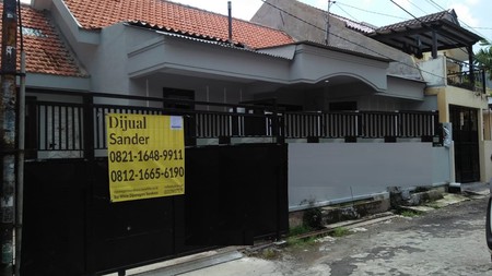 Rumah jalan lembah harapan Lakarsantri Surabaya