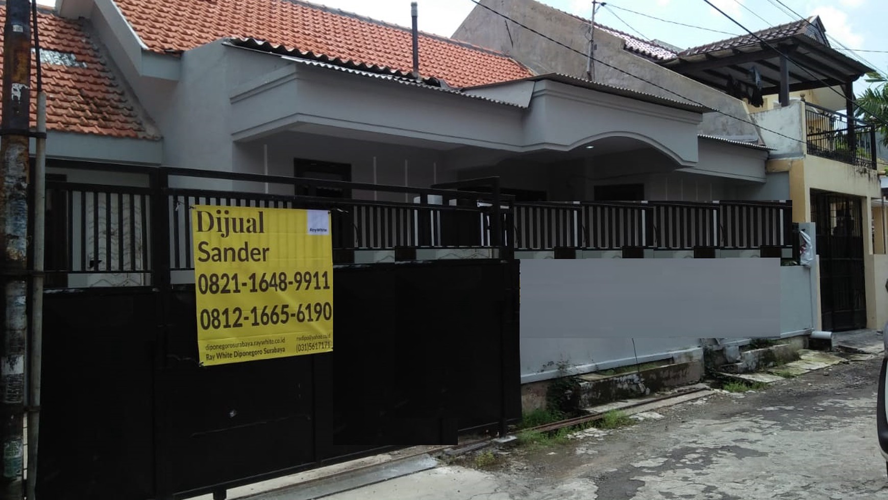 Rumah jalan lembah harapan Lakarsantri Surabaya
