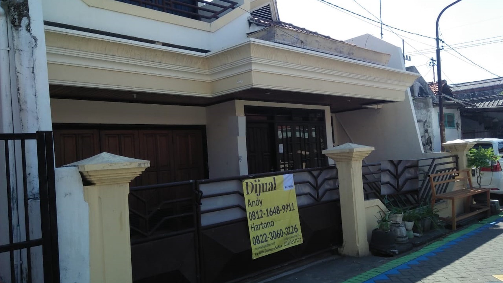 Rumah Siap Huni 1.5 lantai Petemon