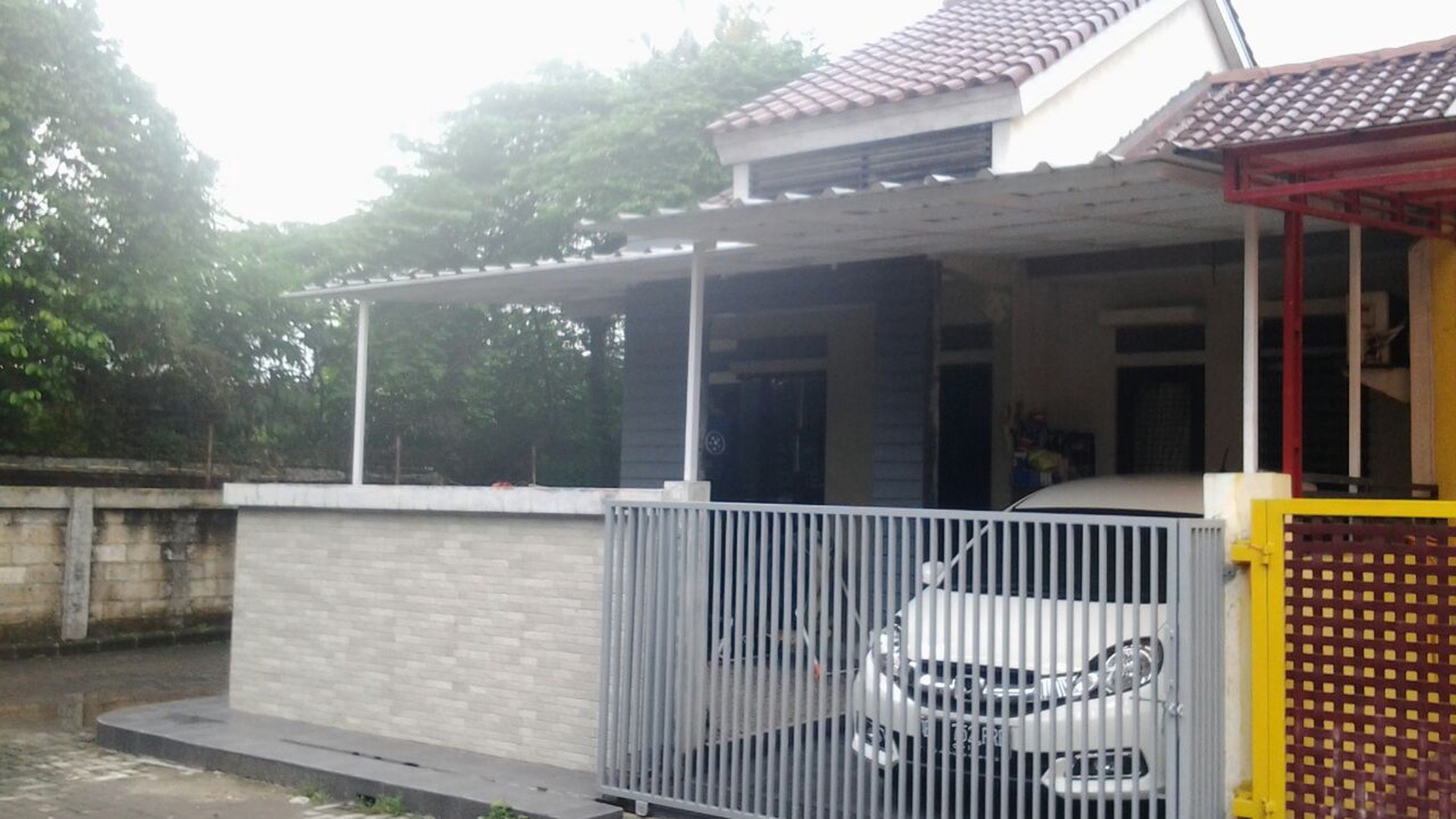 Rumah siap huni,nyaman di Cipadu, minimalis, sdh direnov..tenang, tidak banjir