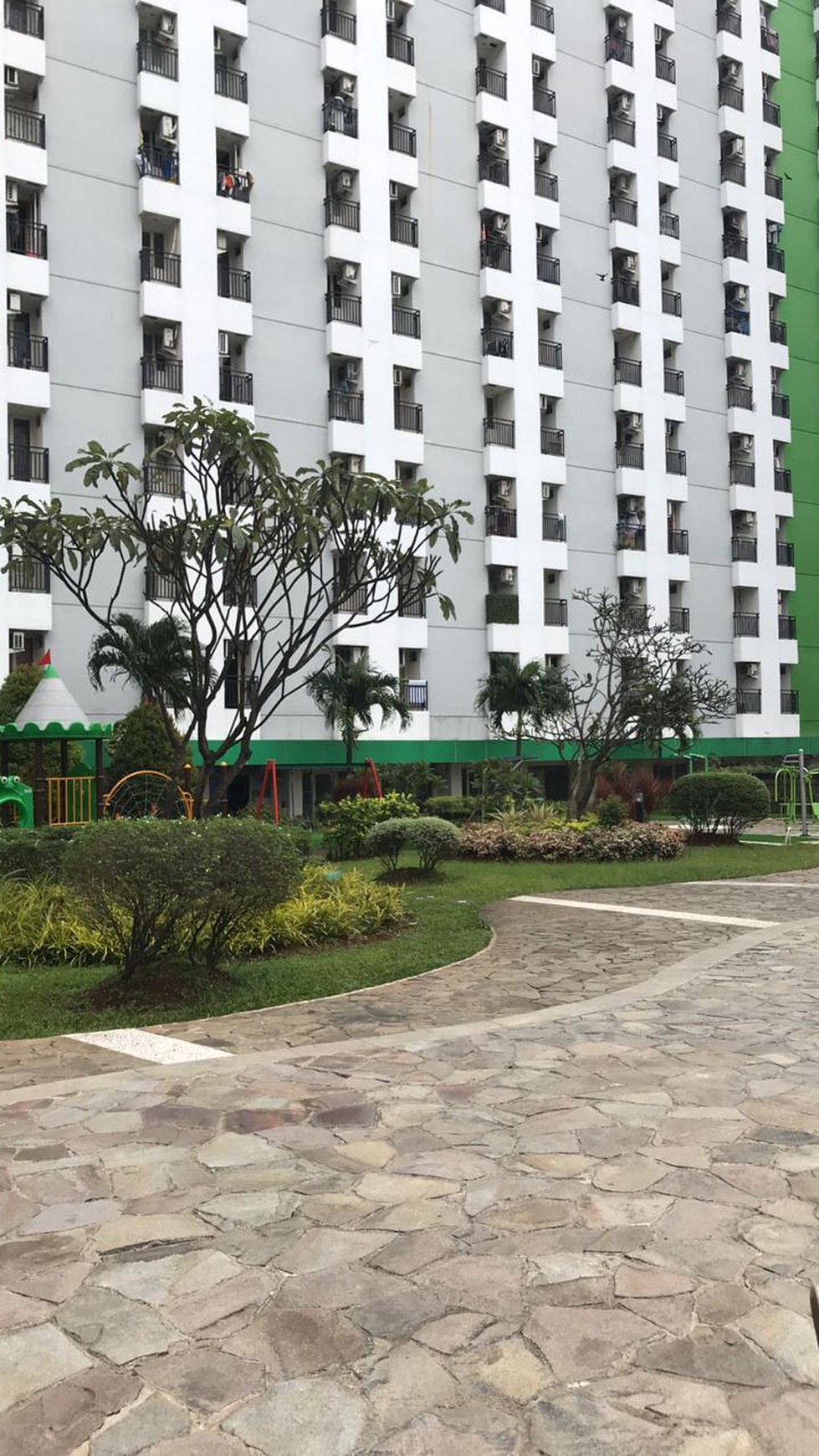 Apartemen Siap Huni, Lokasi Strategis @Apartemen Green Lake View, Ciputat