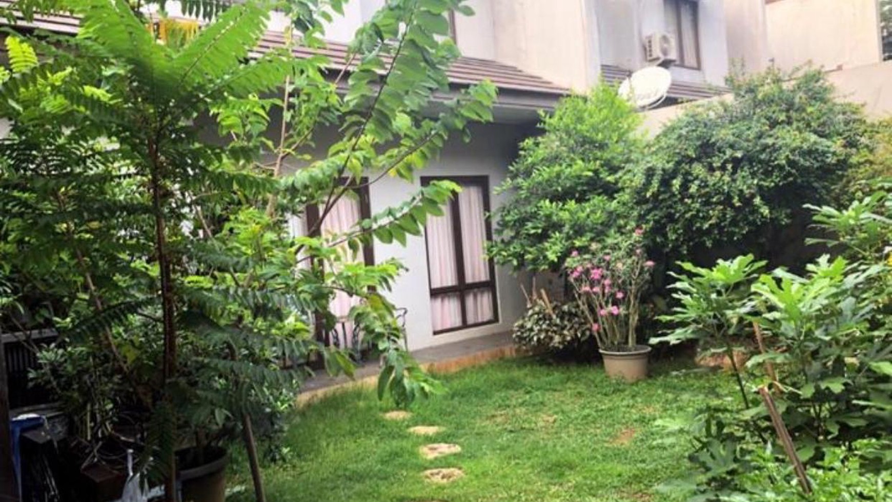 Rumah Siap Huni, Hunian Asri dan Nyaman @The Icon Cluster Ritzone, BSD