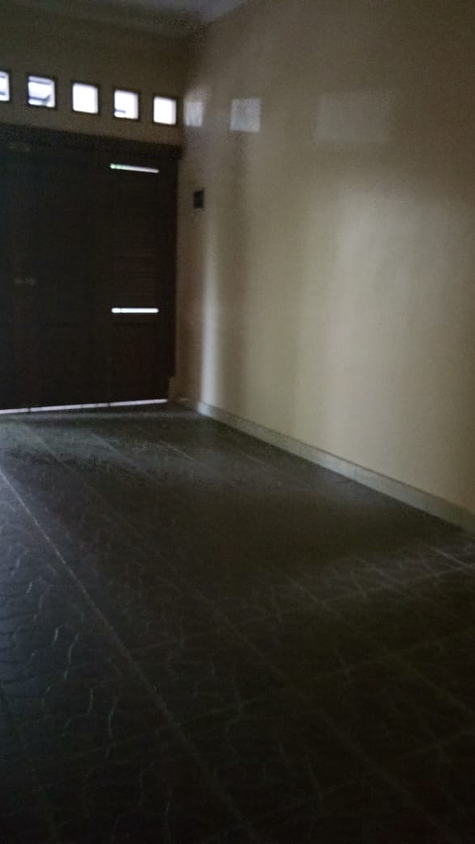 Rumah Luas dan Lega banget di Komplek Elit Cinere