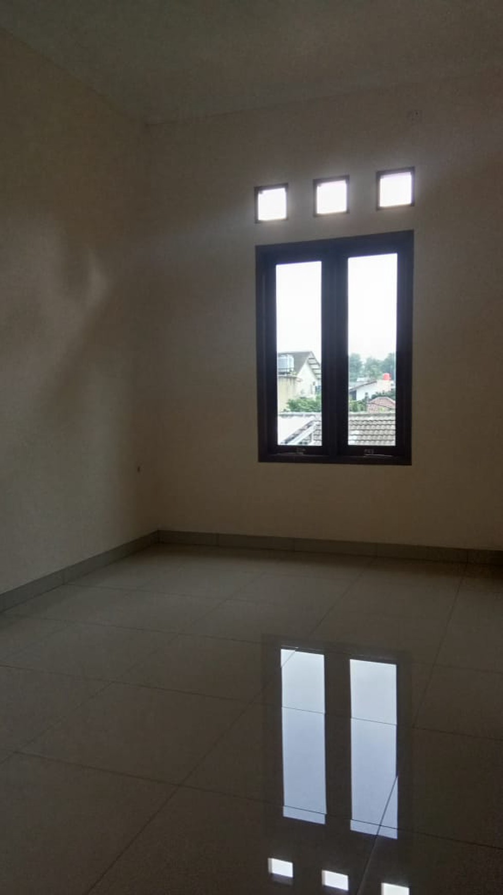 Rumah Luas dan Lega banget di Komplek Elit Cinere