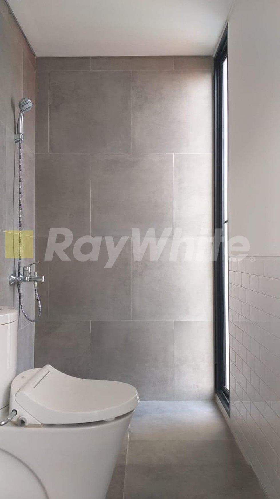 Rumah Modern Tropis Akses Tol di Cinere