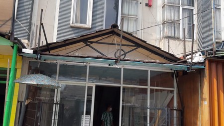 Disewakan Ruko Strategis Di Pinggir Jalan Ceger, Pondok Aren, Tangerang Selatan