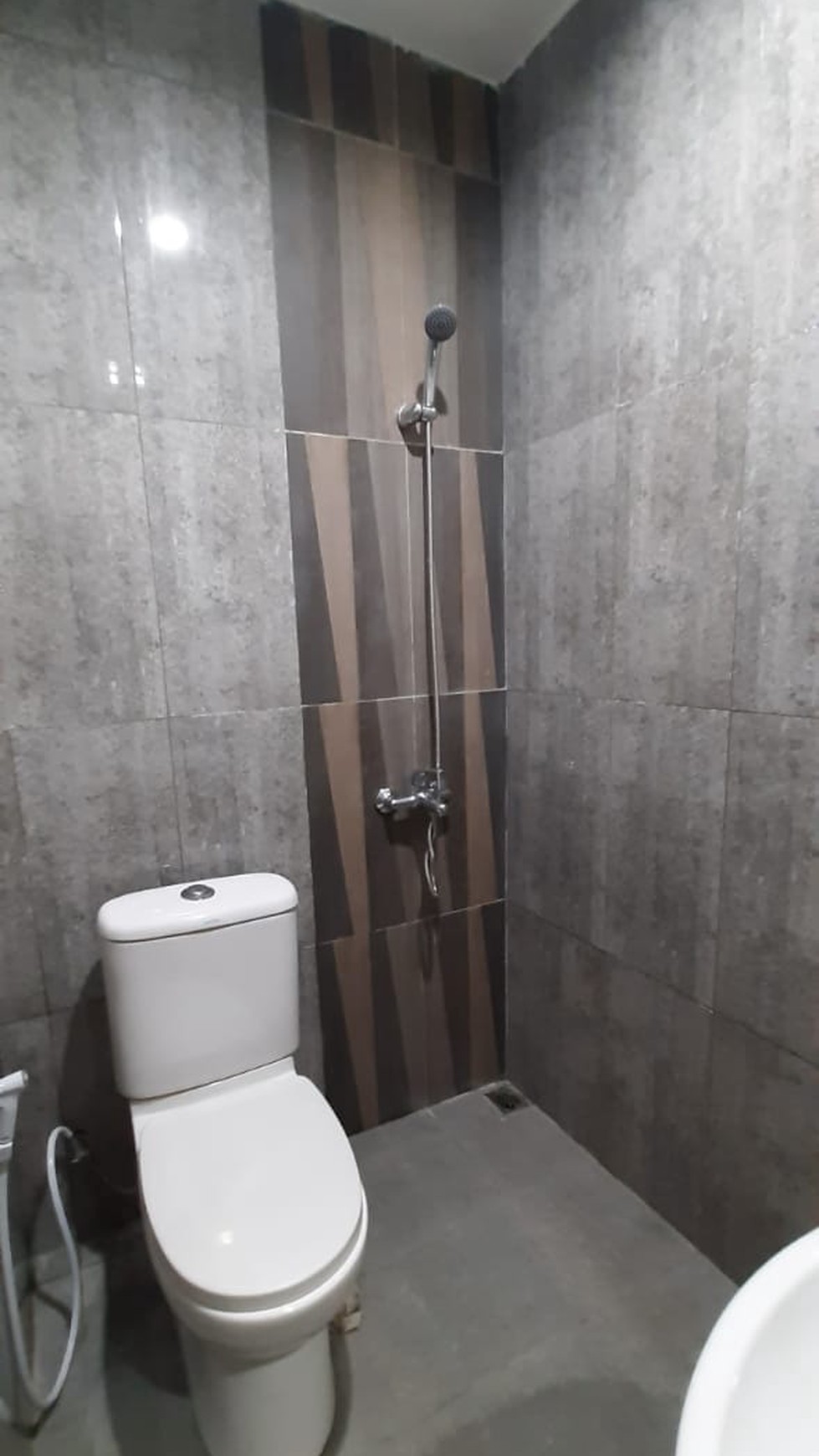 Rumah cantik siap huni di bintaro