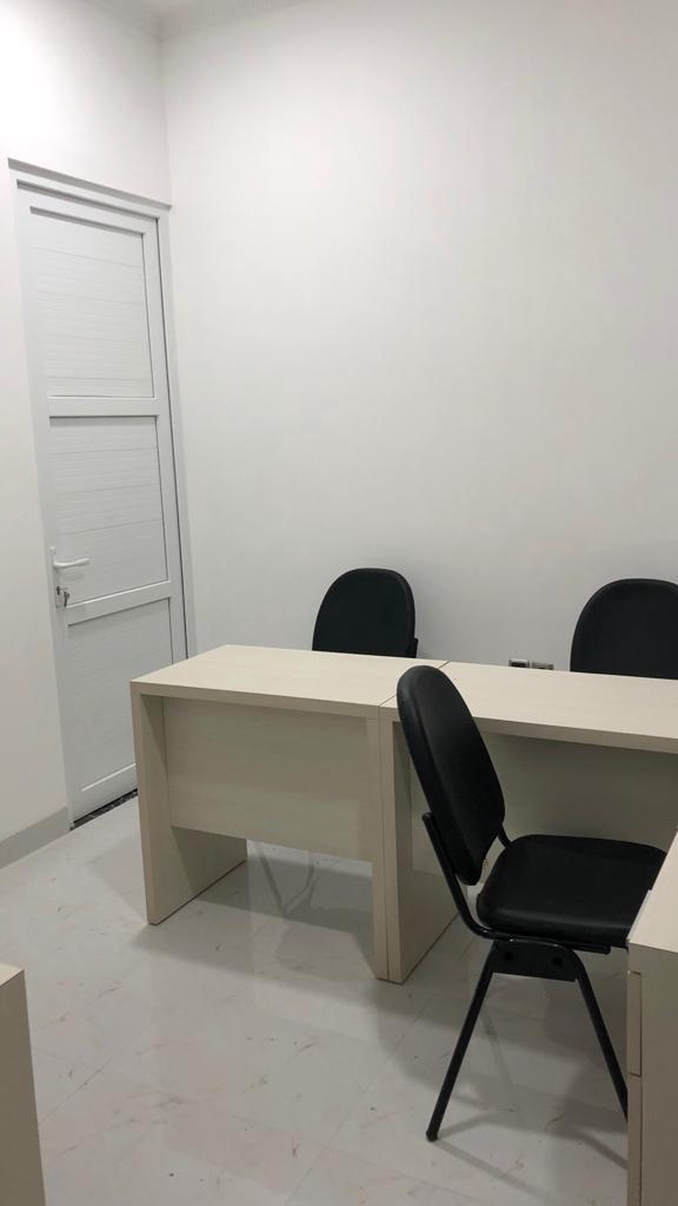 Rumah Kost2an Brand New 16 Kamar tidur + Kamar Mandi Dalam Di Pegangsaan Indah Barat Luas 144m2