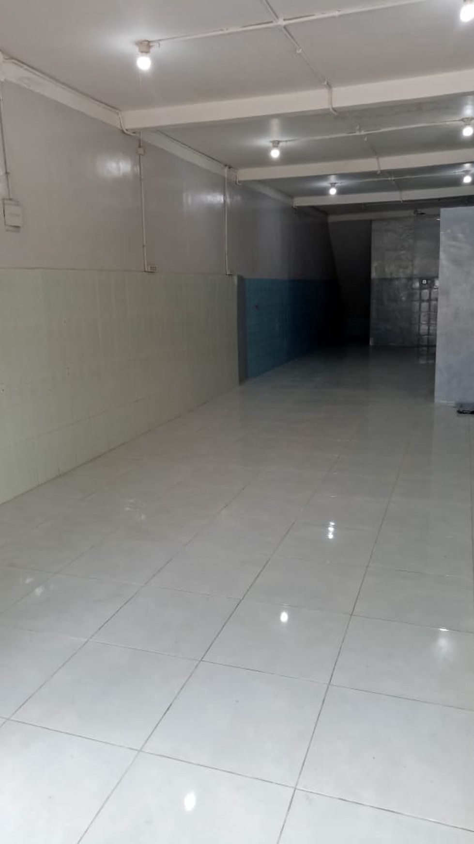 Ruko Raya Jagir Surabaya