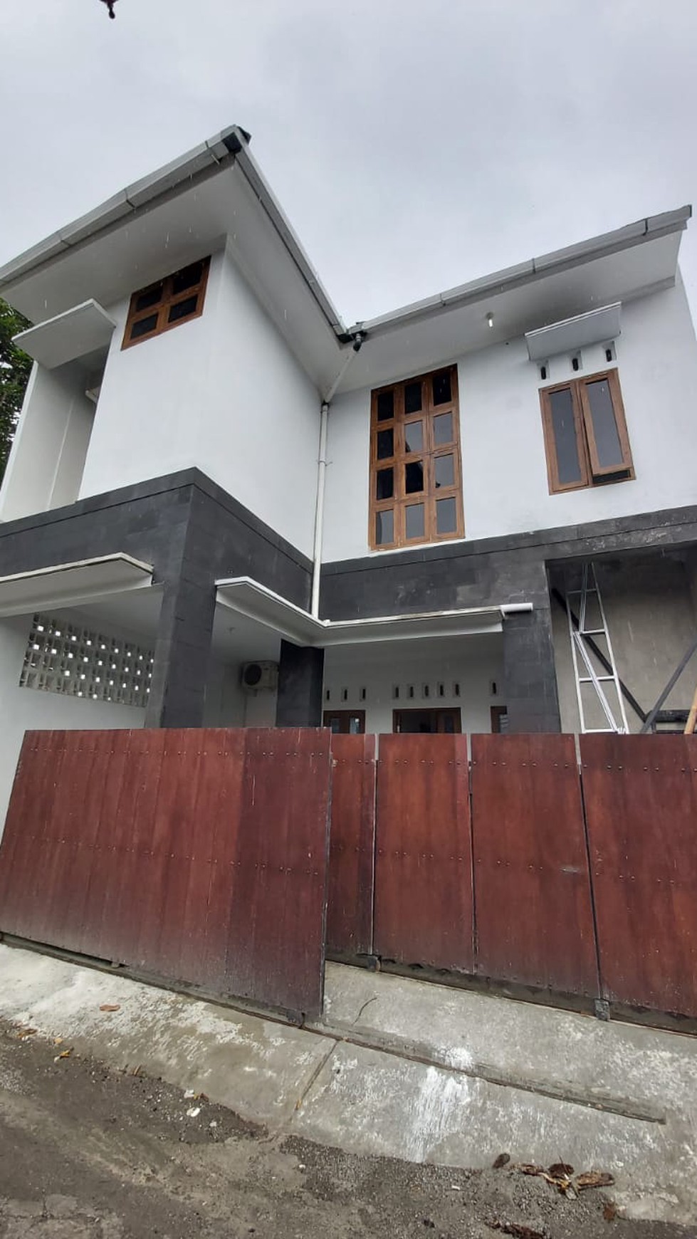 KOST DAN RUMAH TINGGAL, DI DEKAT UGM, SLEMAN