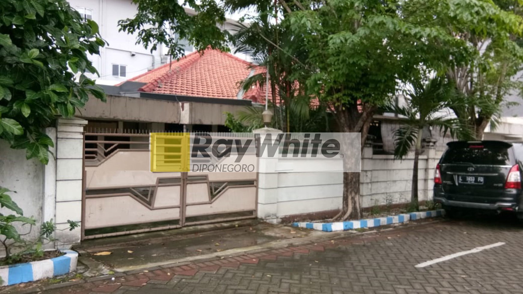 Rumah SHM jalan tenggilis tengah