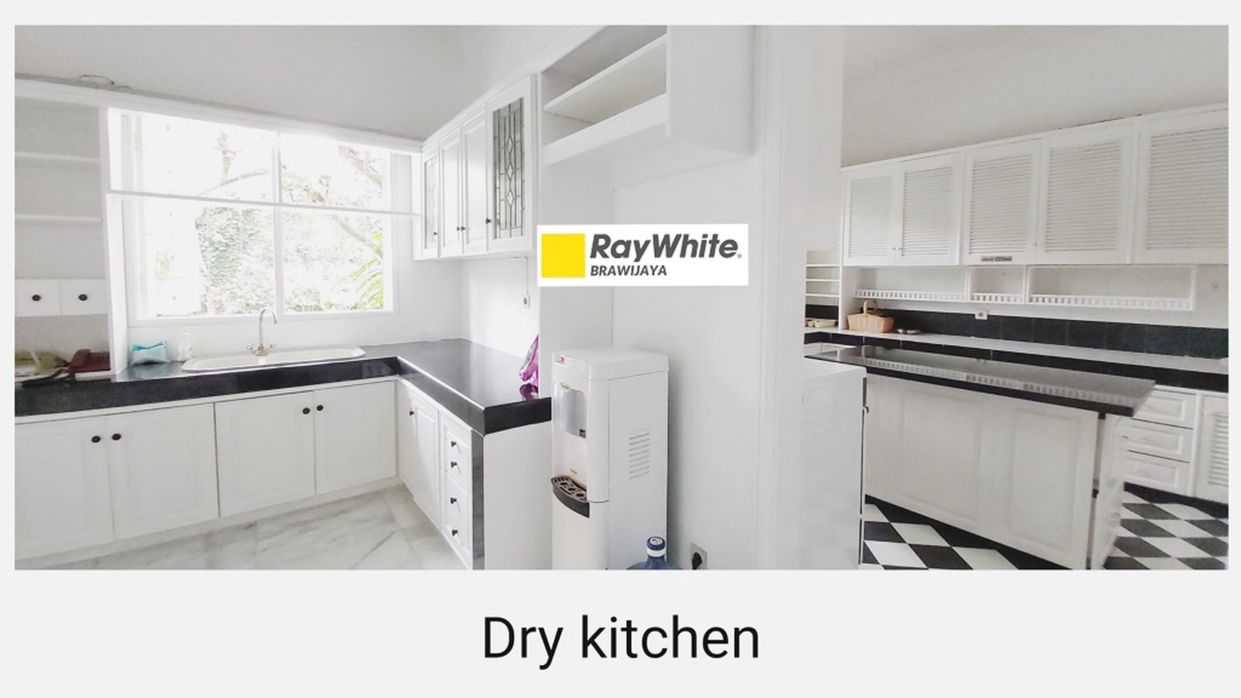 Rumah di Ragunan, Pasar Minggu, Jakarta Selatan, Private Pool, Halaman Luas, Semi Furnished