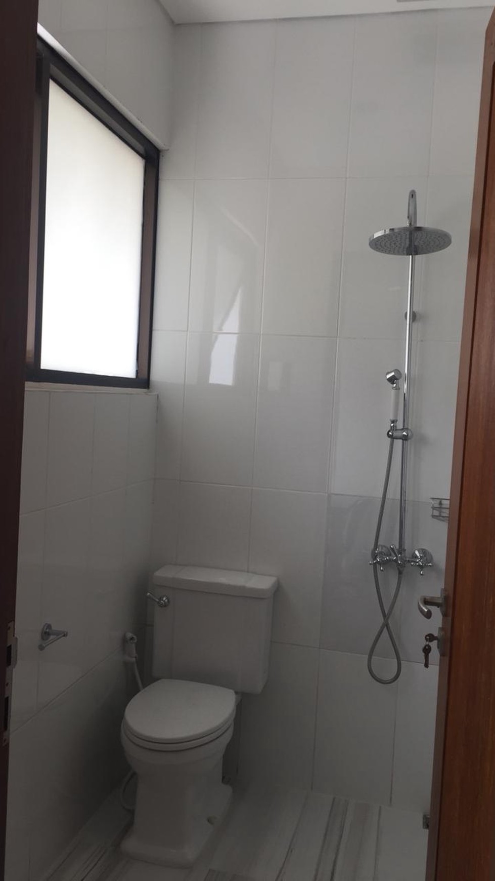 Rumah baru siap huni sektor 5 bintaro jaya