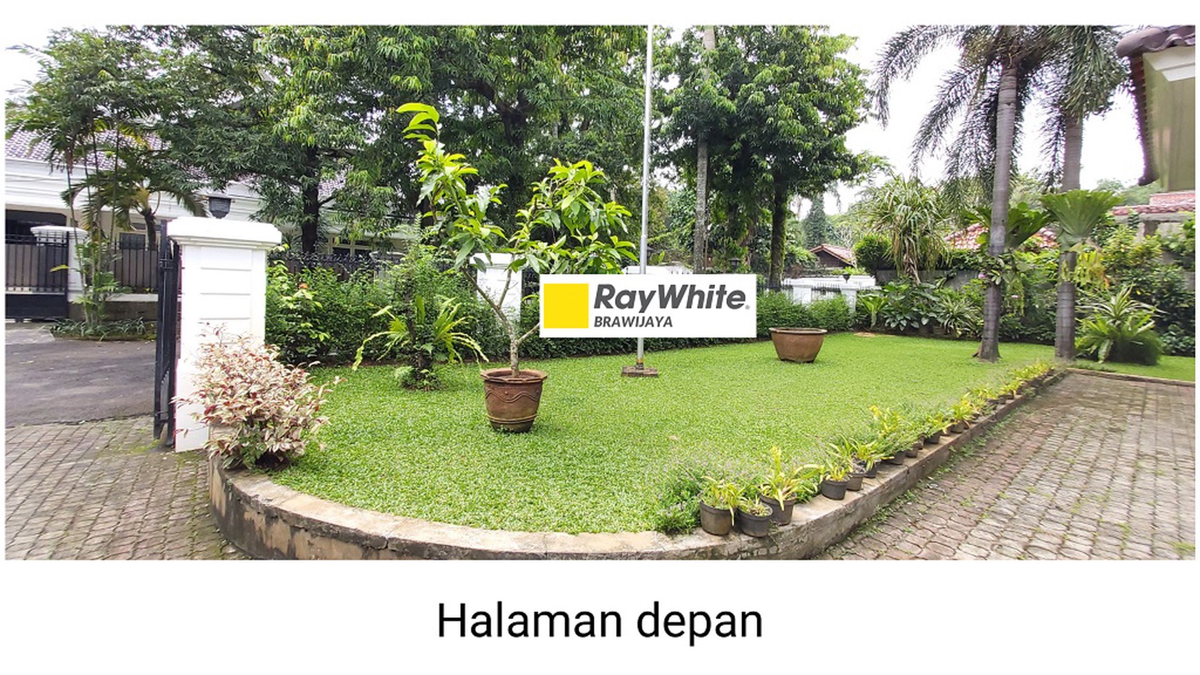 Rumah di Kavling Polri Ragunan, Pasar Minggu, Jakarta Selatan, Private Pool, Luas Tanah 1050 m2