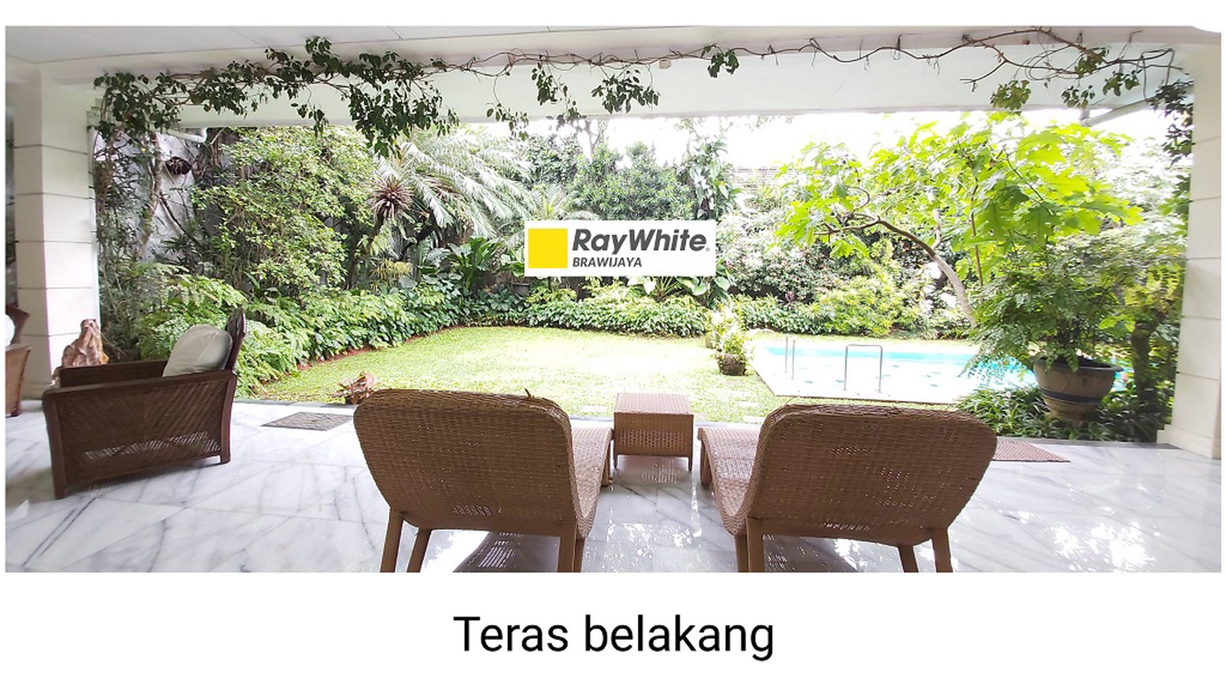 Rumah di Kavling Polri Ragunan, Pasar Minggu, Jakarta Selatan, Private Pool, Luas Tanah 1050 m2