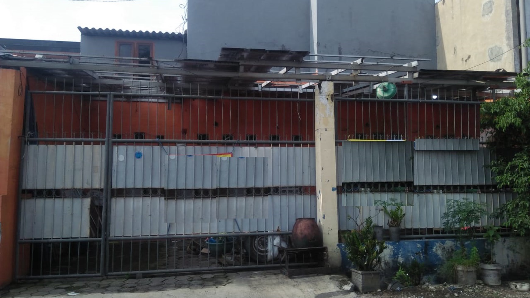 Rumah jalan asem 3 Surabaya siap huni