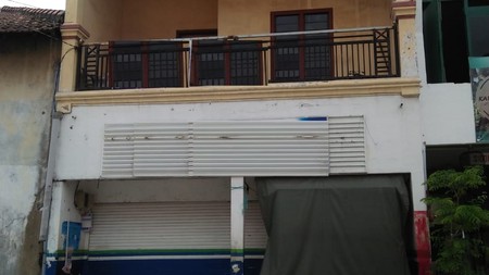Ruko 2 lantai jalan Demak Surabaya