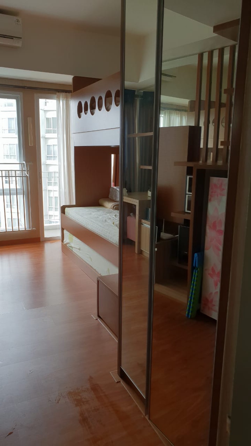 Apartemen Siap Pakai, Fully Furnished, dan Strategis @Apartemen Altiz, Bintaro