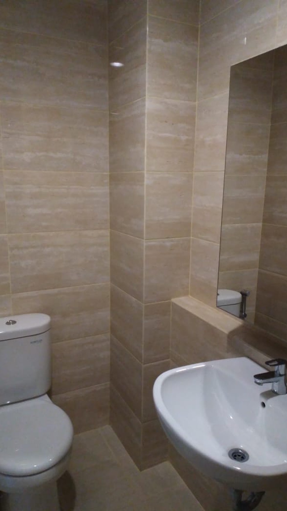 DISEWAkan Apartment Spring Wood Studio B, Full Furnish