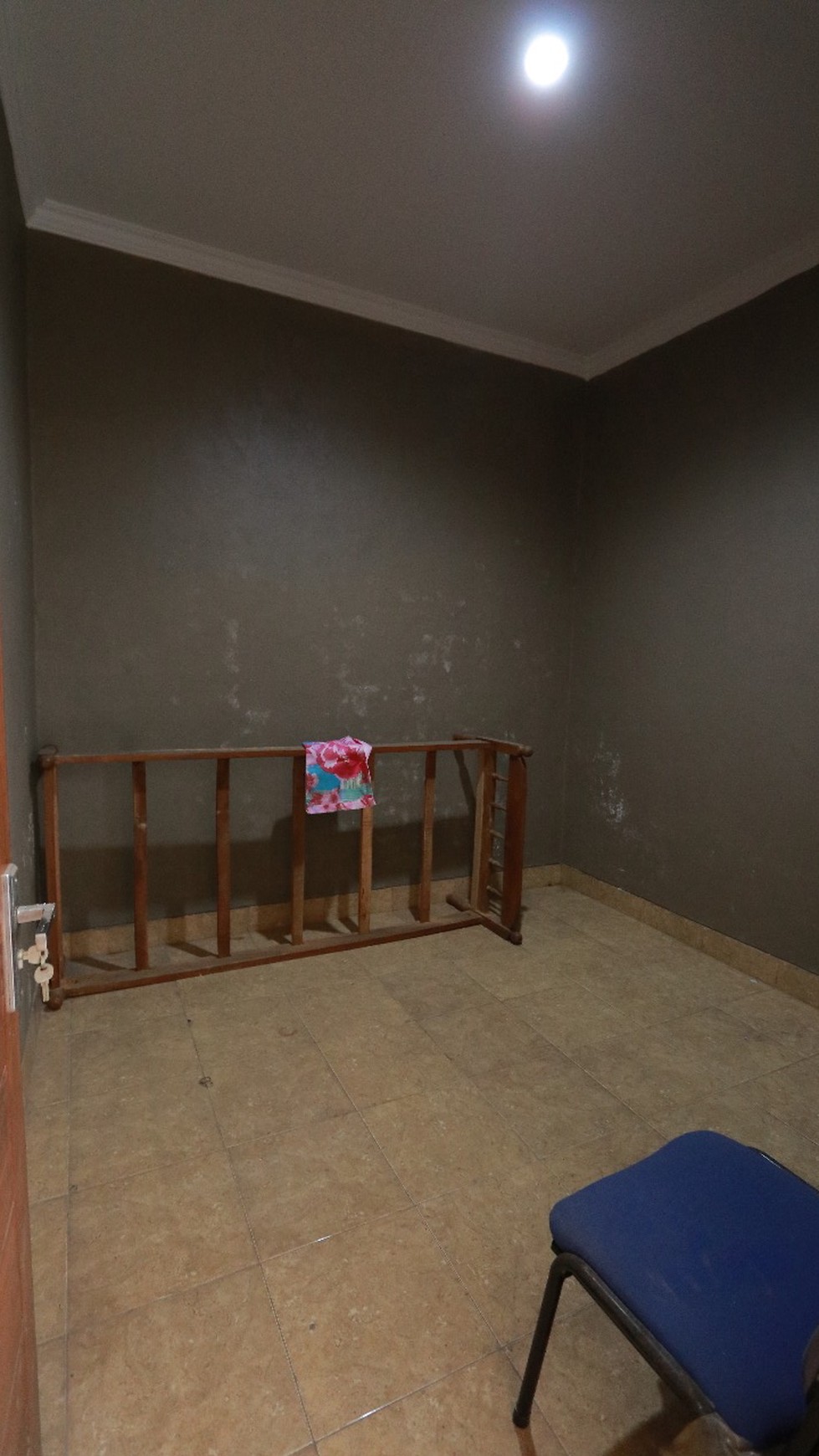 RUANG USAHA/KANTOR DI JL MANGKUYUDAN, YOGYAKARTA