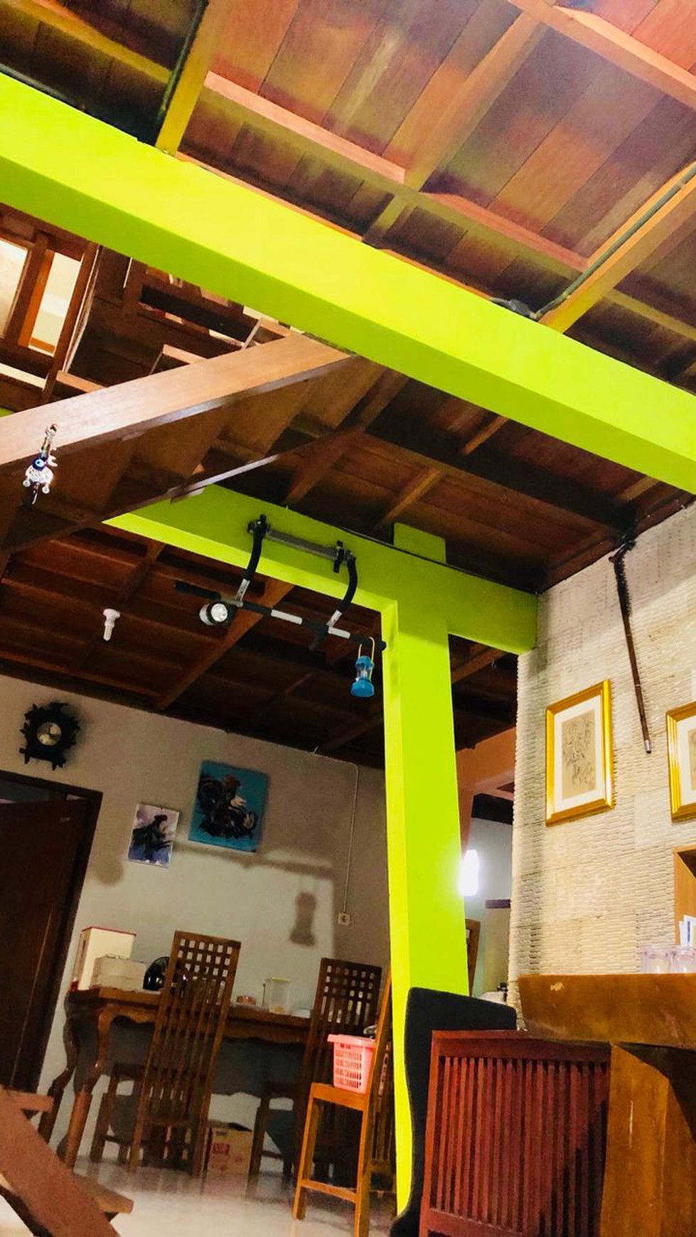 RUMAH CANTIK COCOK UNTUK KELUARGA DI JL MAGELANG KM 5, DEKAT TVRI, JCM