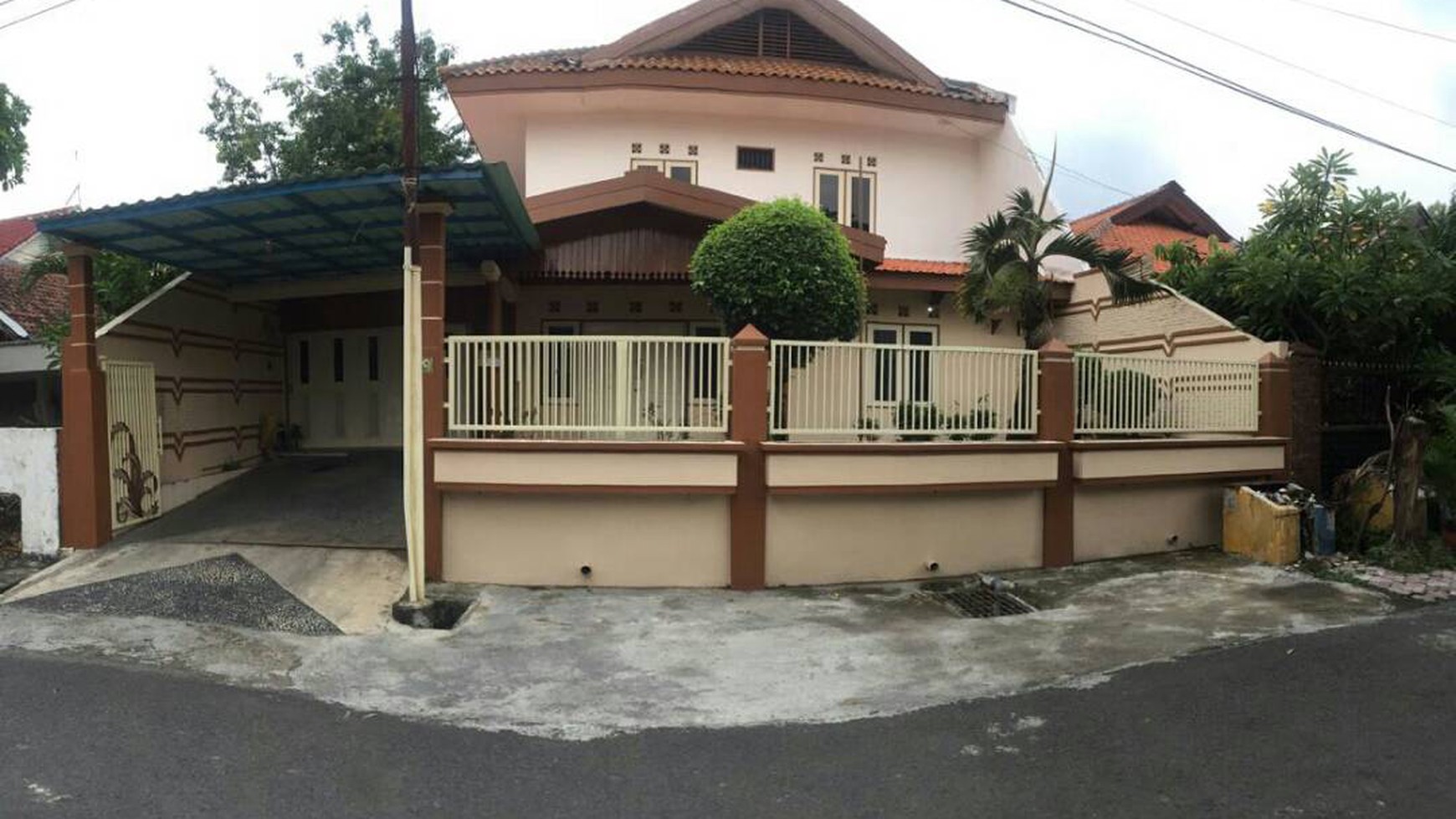 Rumah jalan pucang anom timur Surabaya