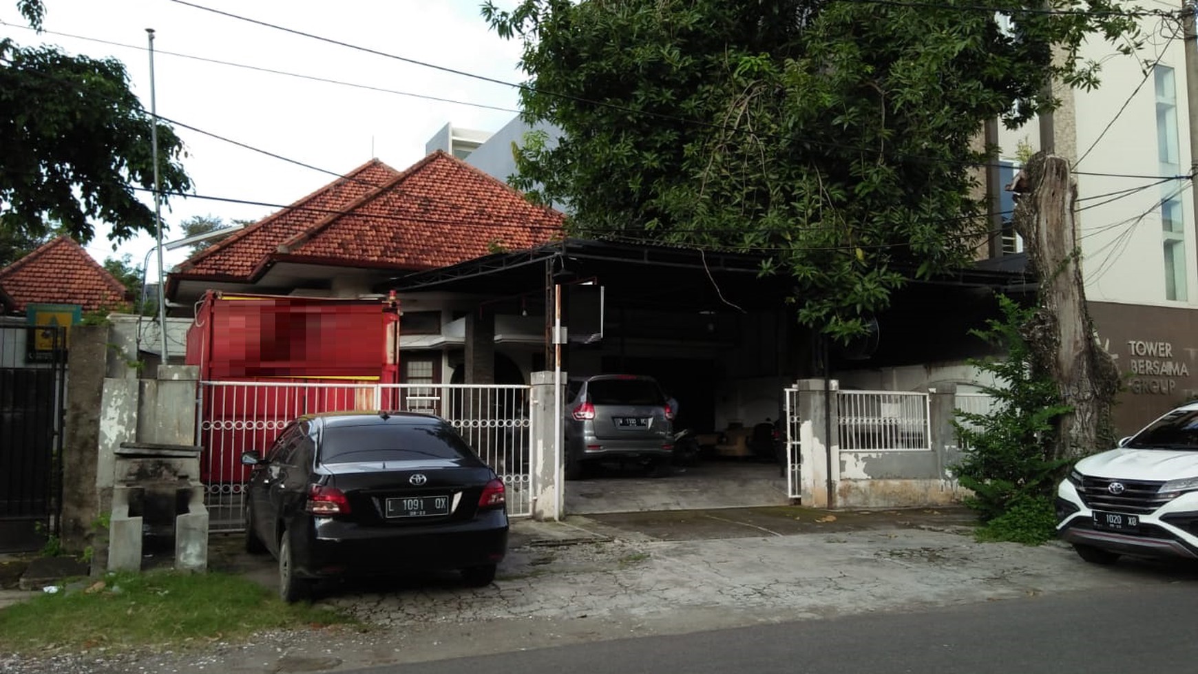 Rumah 1.5 lantai jalan Opak
