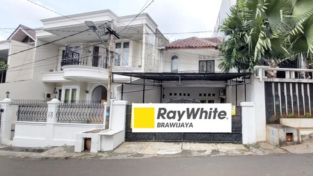 Rumah di Tebet Barat Dalam, Jakarta Selatan, Layak huni, Akses 3 mobil, SHM