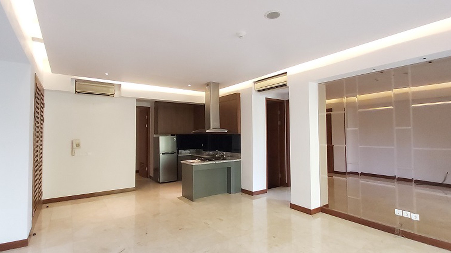 Apartemen di Daksa Residence, Kebayoran Baru, Semi Furnished, unit sudah direnovasi, dekat SCBD, 2 BR