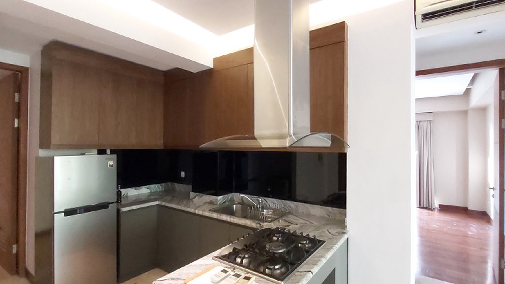 Apartemen di Daksa Residence, Kebayoran Baru, Semi Furnished, unit sudah direnovasi, dekat SCBD, 2 BR