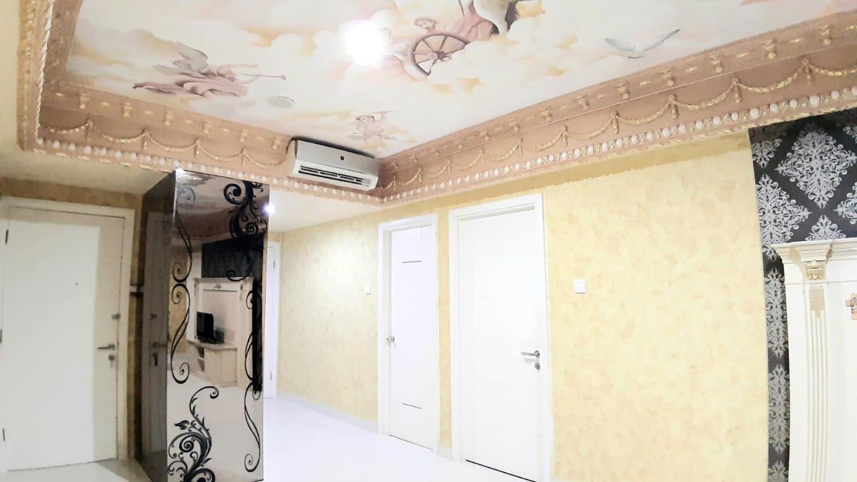 Jual Apartemen TRILLIUM (Lokasi Strategis di Pusat Kota, Depan Surabaya Plaza), Full Furnish, Design Interior Mewah & Elegant, View Kota & Suramadu
