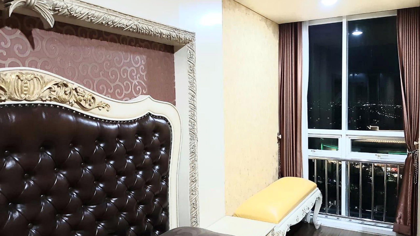 Jual Apartemen TRILLIUM (Lokasi Strategis di Pusat Kota, Depan Surabaya Plaza), Full Furnish, Design Interior Mewah & Elegant, View Kota & Suramadu