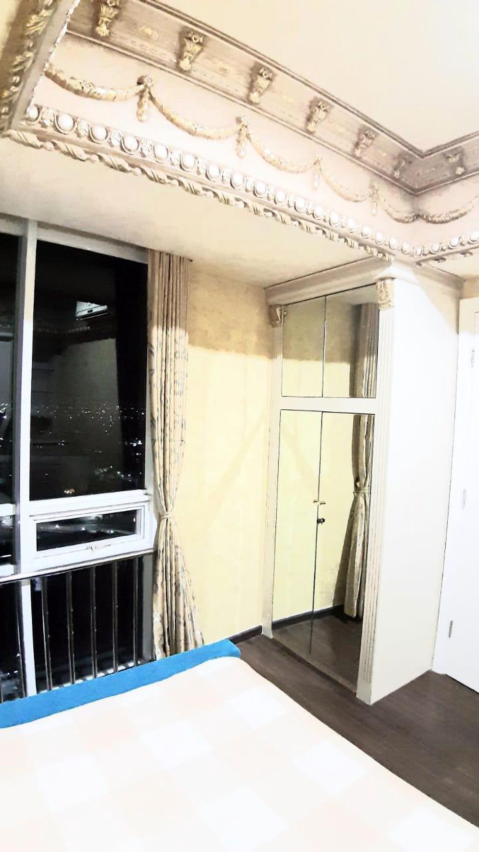 Jual Apartemen TRILLIUM (Lokasi Strategis di Pusat Kota, Depan Surabaya Plaza), Full Furnish, Design Interior Mewah & Elegant, View Kota & Suramadu