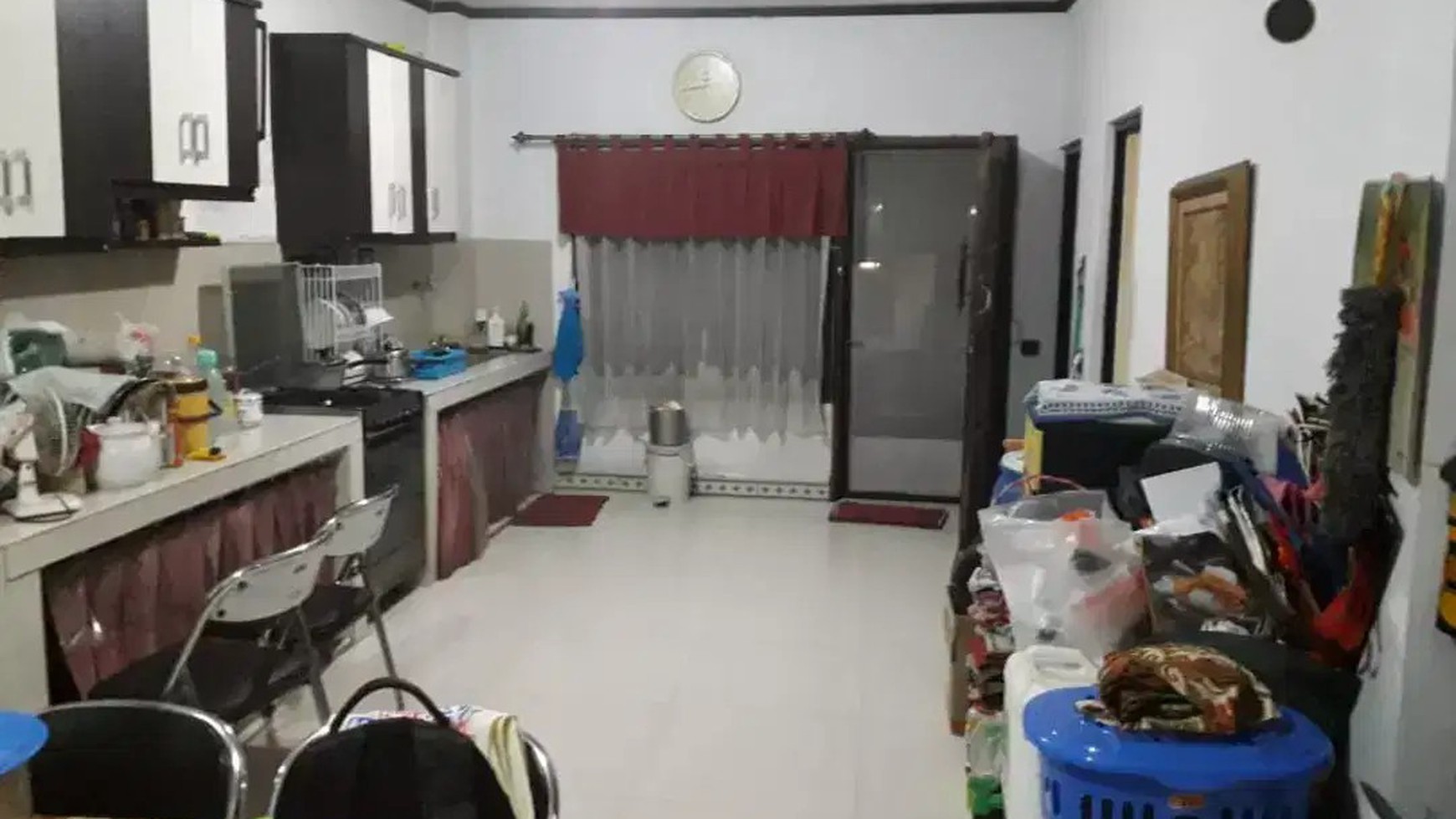 Rumah Megah Posisi Hook Di Grogol