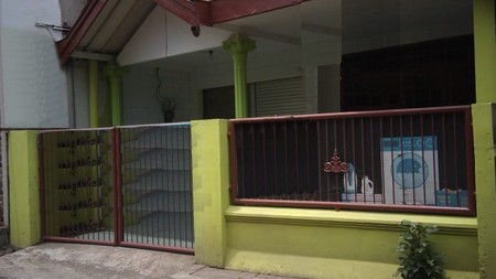 Rumah jalan jetis kulon Surabaya