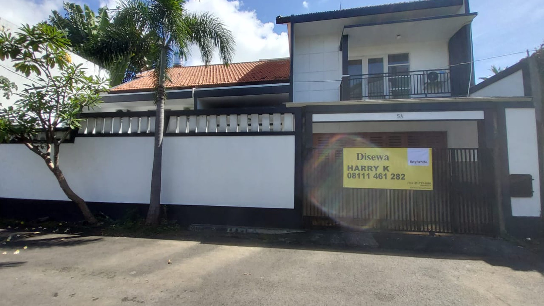 Rumah Sewa Asri, Tenang & Nyaman di daerah Ampera Kemang