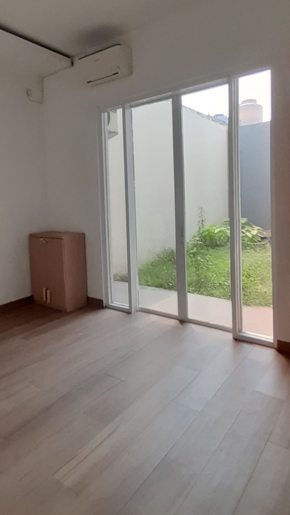 Rumah Cantiq Minimalis Luas 180m Harga 60Jt/Thn nego di Plumeria Residence Bintaro Jaya