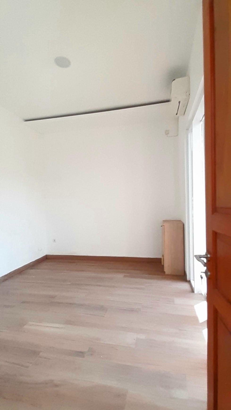 Rumah Cantiq Minimalis Luas 180m Harga 60Jt/Thn nego di Plumeria Residence Bintaro Jaya