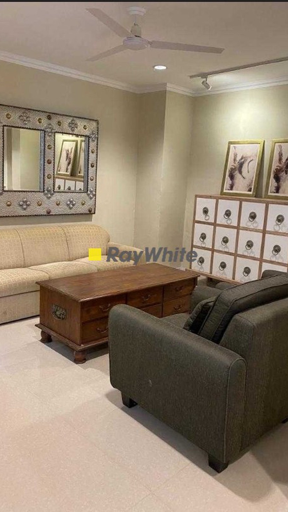 Rumah Cantik 100% baru di Mega Cinere