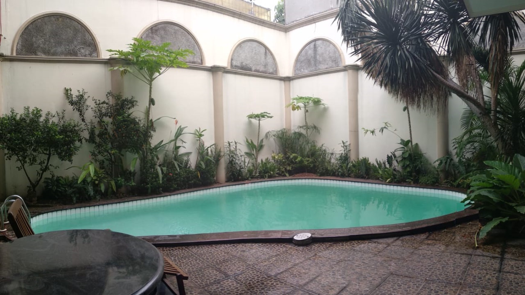 Hunian LUX di pondok indah