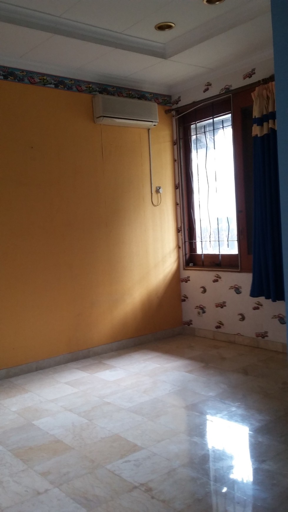 Rumah siap huni,dalam cluster di Bintaro 7